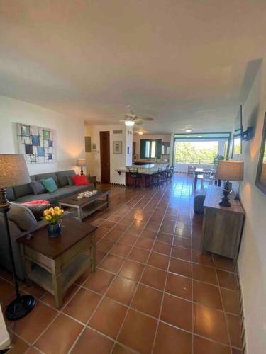 Apartamento Beach, 4 Kings, 4 Tvs, Golf, Workspace, Stun Views