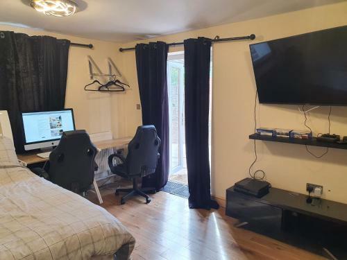 Umbrella Properties Private Apartment Birmingham
