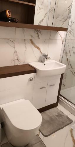 Umbrella Properties Private Apartment Birmingham