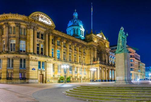 Crescent Luxury Apartment - Central Birmingham