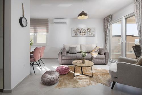 Apartments By The Sea Vir - 19421