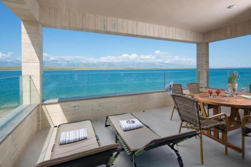 Apartments By The Sea Vir - 19422