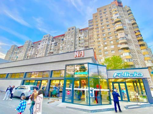 Apartment With 3 Rooms Bd. Dacia