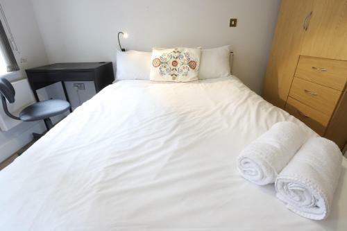 Birmingham Postbox Premier Home Stay Apartment