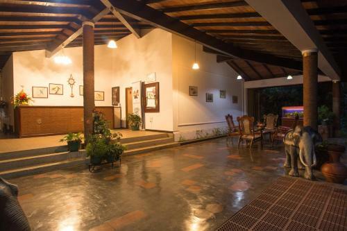 Hostal Oruthota Chalets