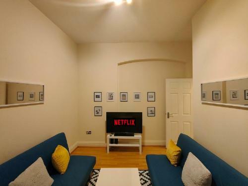 Newhall Street Apartment