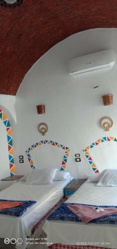 Hostal Amer Guesthouse