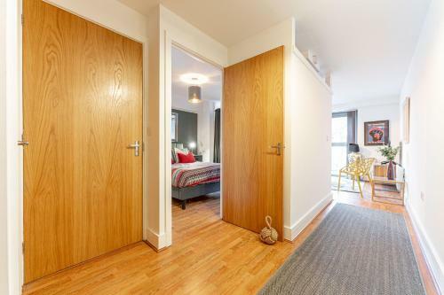 Luxury 1 Bedroom Apartment - Central Birmingham, Cube And Mailbox