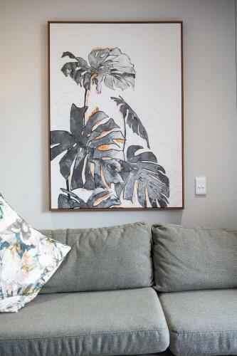 2six2 Florida Road Luxury Apartment