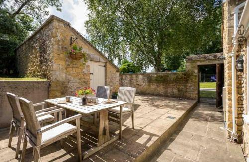 Weir Cottage
