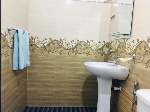 Hostal Safron Inn