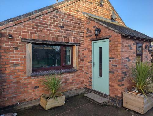 Beautiful Rural Cottage With Secure Garden