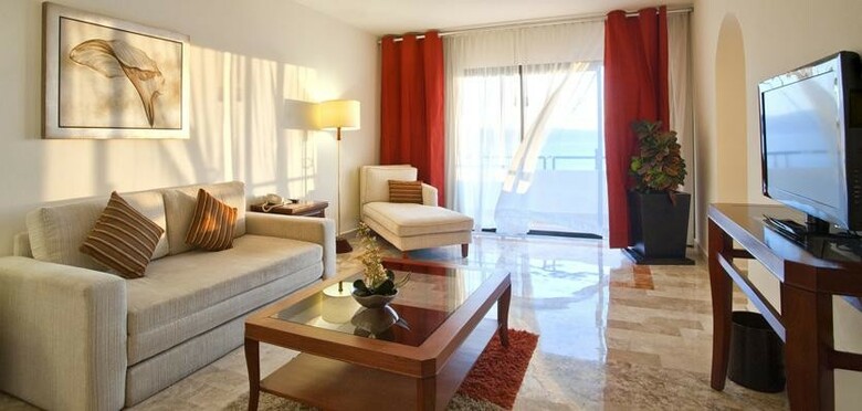Hotel Meli� Puerto Vallarta