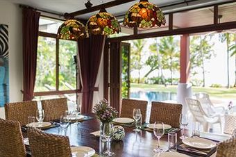 Amatapura Beachfront Villa 12