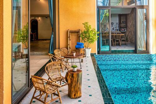 New Stylish 5br Pool Villa Bbq Karaoke Room