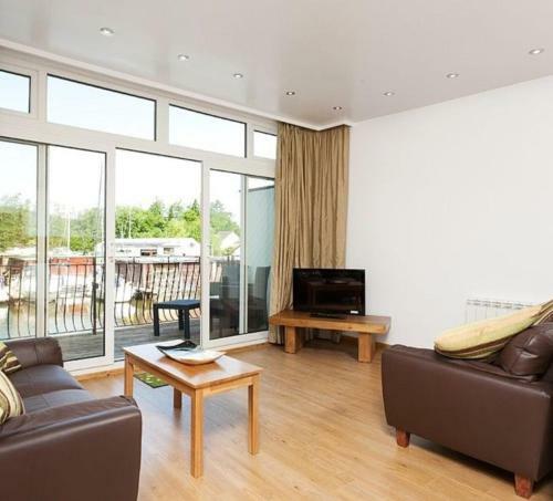 Apartamento Marina Boathouse, Lake Windermere Lets