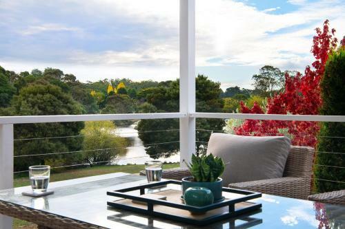 Vue Lake Daylesford Villa