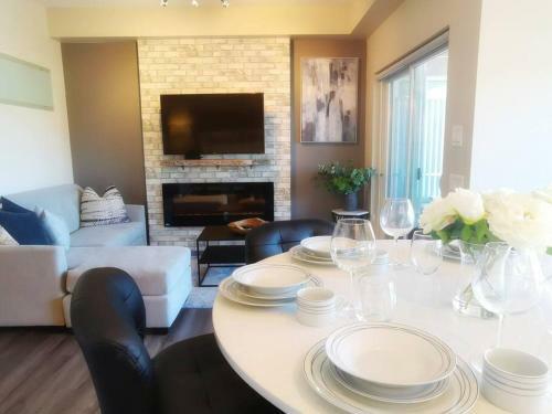 Apartamento The Blue Haven Knox View Kelowna Downtown Condo