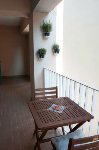 Spacious Balcony Apartment Next To Piran Beach And Lighthouse