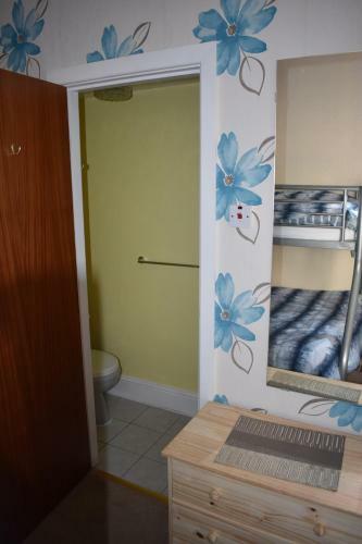 Hostal Three Piers Guest House
