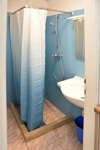 Bernard Coastal Getaway Apartment