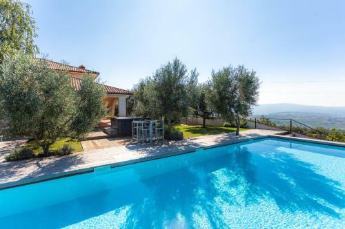 Villa Emi