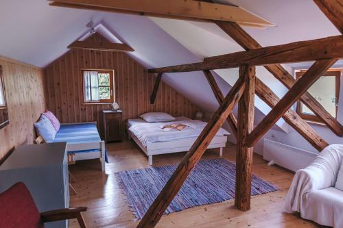 Bed & Breakfast Mala Kmetija