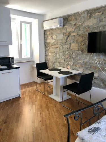 Apartamento Studio Diana Piran
