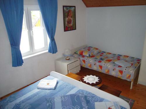 Hostal Apartmaji In Sobe Cuder