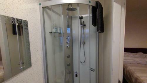 Hostal Shaftesbury Hotel