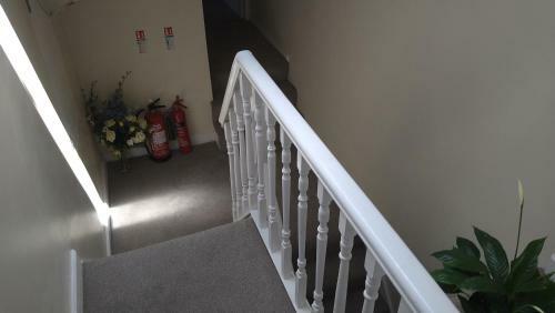 Hostal Shaftesbury Hotel