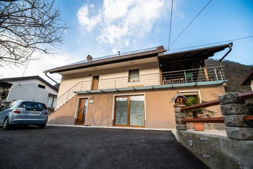 Three Bedroom Apartment With Terrace Ole