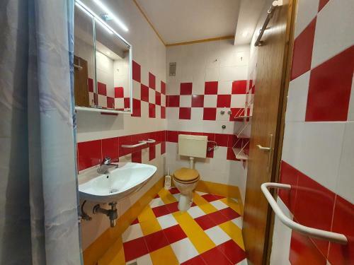 Apartma Ko?evar Portoro?