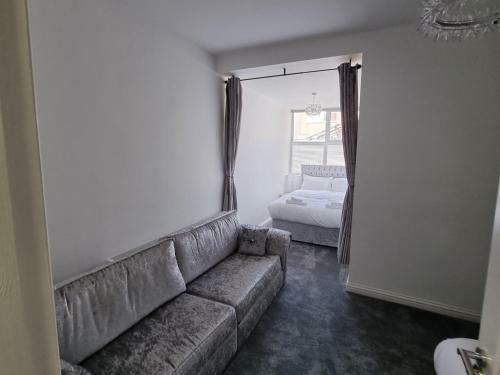Granada Apartments At Pleasure Beach