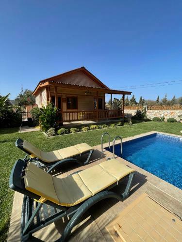 Villa And?zalt? Do?a Evleri Limon Ev Dat�a