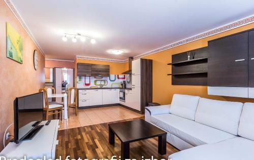Hostal Apartments Planina Pod Sumikom