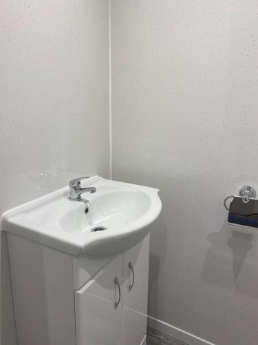 Ali's Holiday Apartments F1