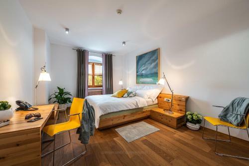 Hotel Vila Vipol?e - Rooms & J. Suites