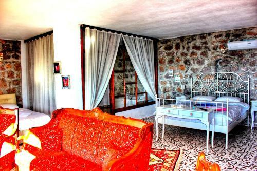 Hotel G�lnar Sultan Ta? Konak