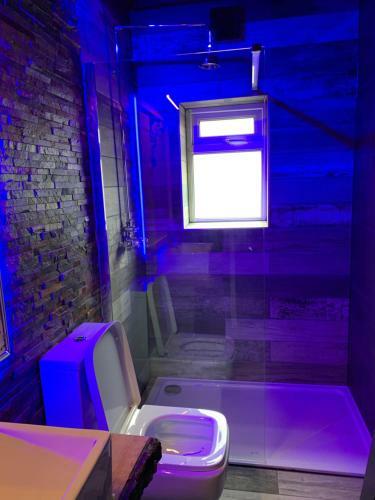 Breeze Suites - Luxury Group Accom - Sleeps 19