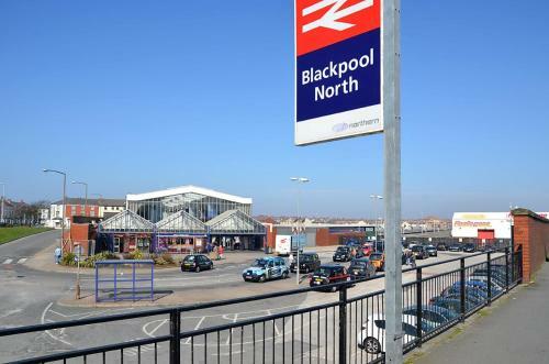 Hostal Blackpool North Close To Station With Free Parking