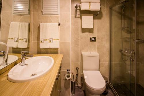 Onno House Apartments