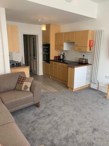 Apartamento Delamere Ground Floor Holiday Flat
