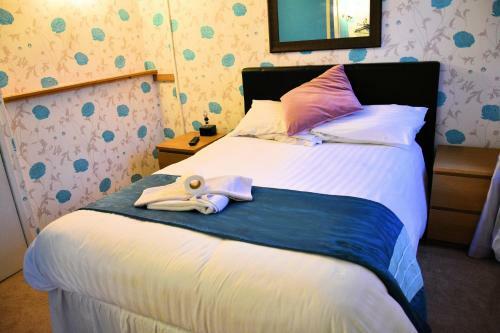 Hostal The Clarendon