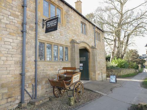 Oat Hill Cottage