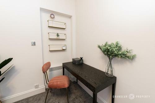 Idyllic 2 Bedroom Apartment City Centre, Free Parking