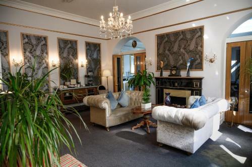 Windsor Luxury Hotel Apartment