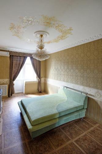 One Bedroom Apartment On Svobody Square