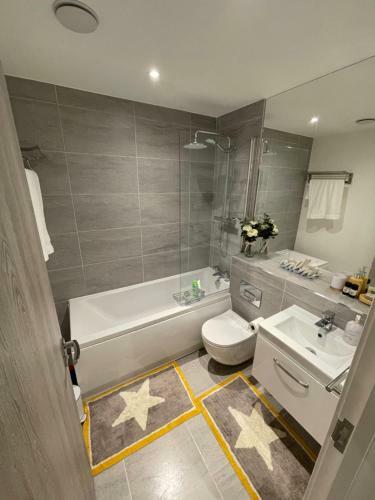 Guild House. 2-bed Apartment Close To Town Centre