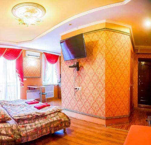 Two Room Apartment John Howard Pub